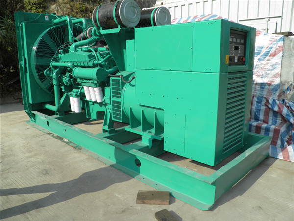 湘乡出租发电机 发电机组厂家：柴油发电机组的控制屏的作用是什么？